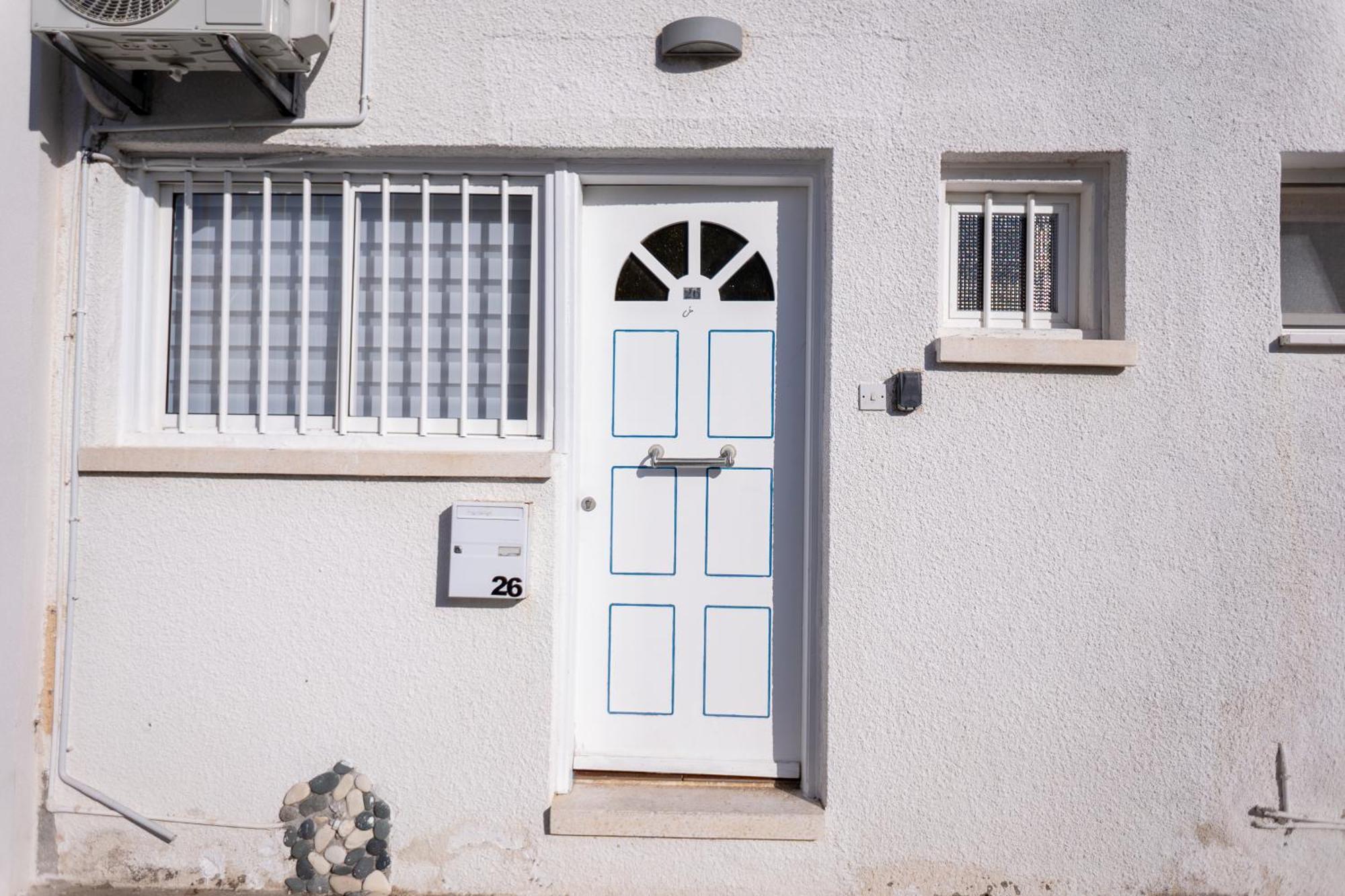 Beach House At Seafront Villa Meneou Dış mekan fotoğraf