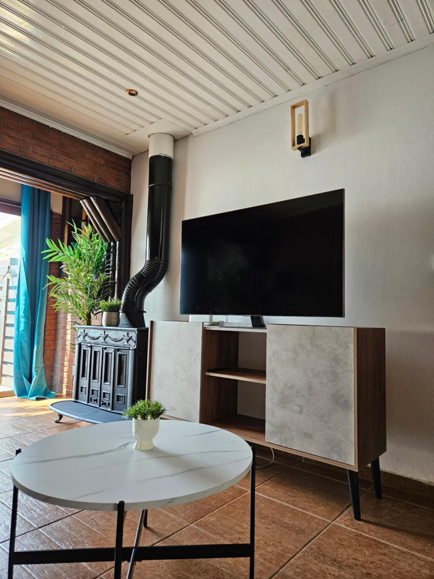 Beach House At Seafront Villa Meneou Dış mekan fotoğraf